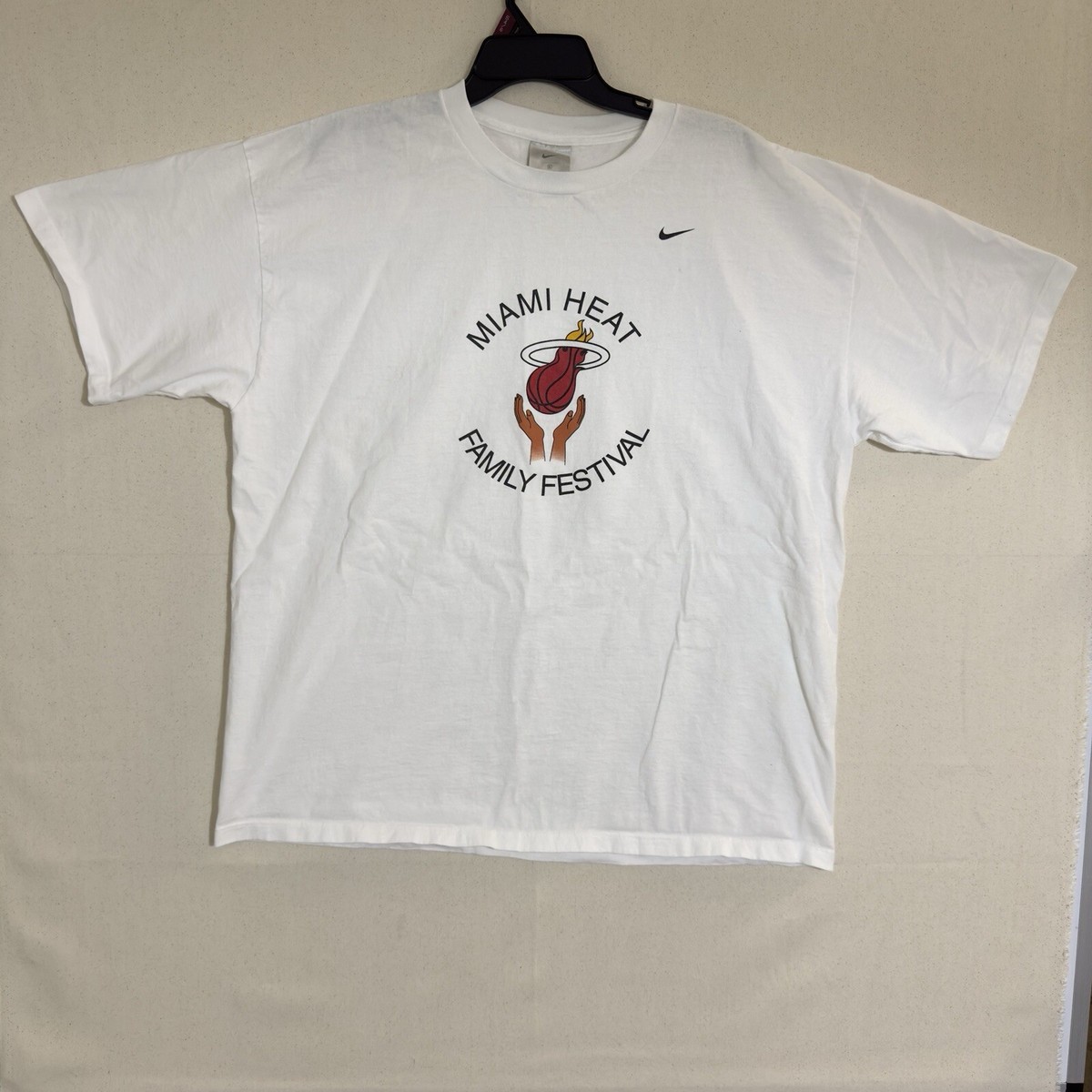 Nike Miami Heat Family Festival XL NBA Vintage T Shirt