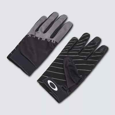 New Oakley ICON Classic Cycling MTB Road Gloves   Size Medium M + Oakley Decal