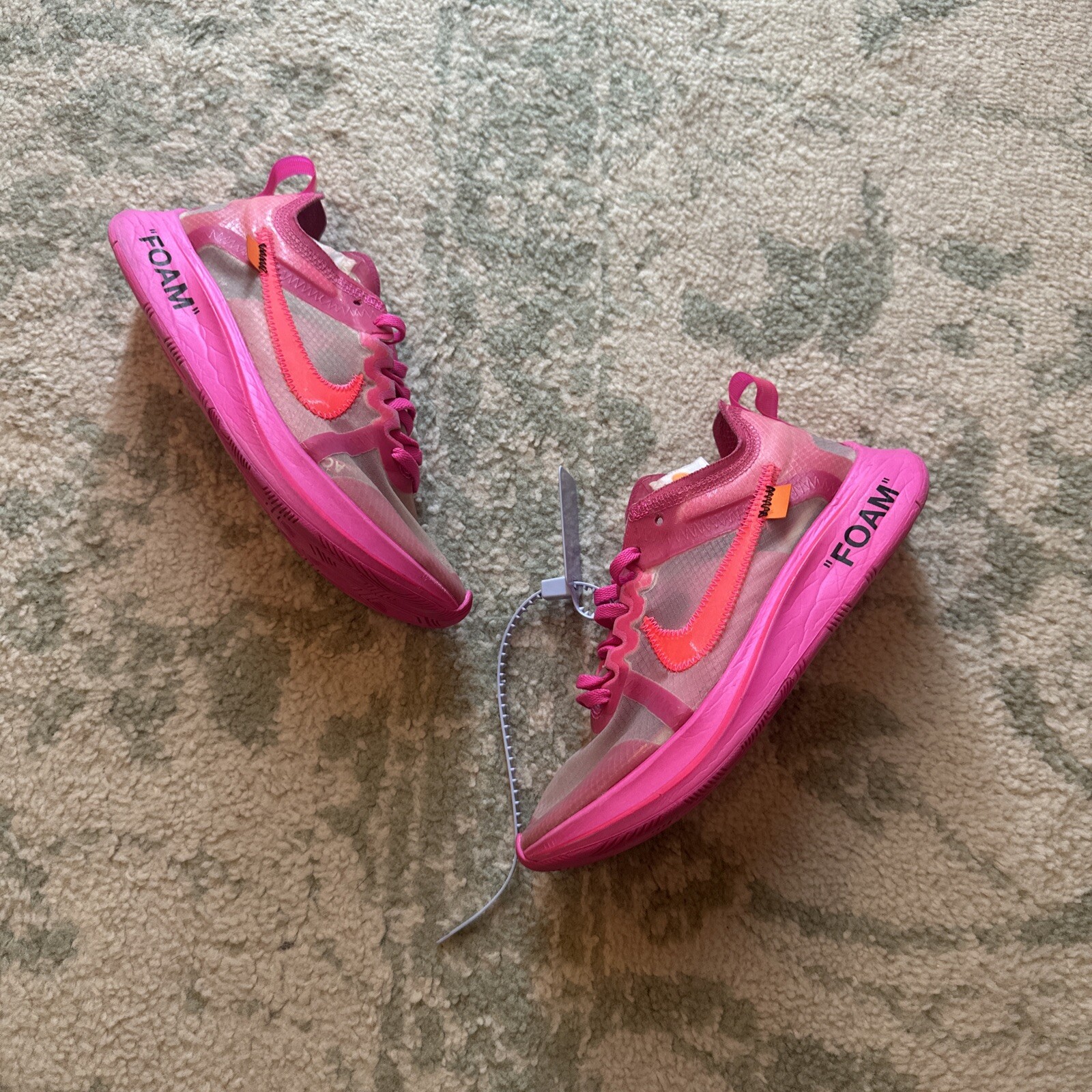 OFF WHITE X NIKE Taglia 4 Nike Off White x Zoom Fly SP rosa tulipano