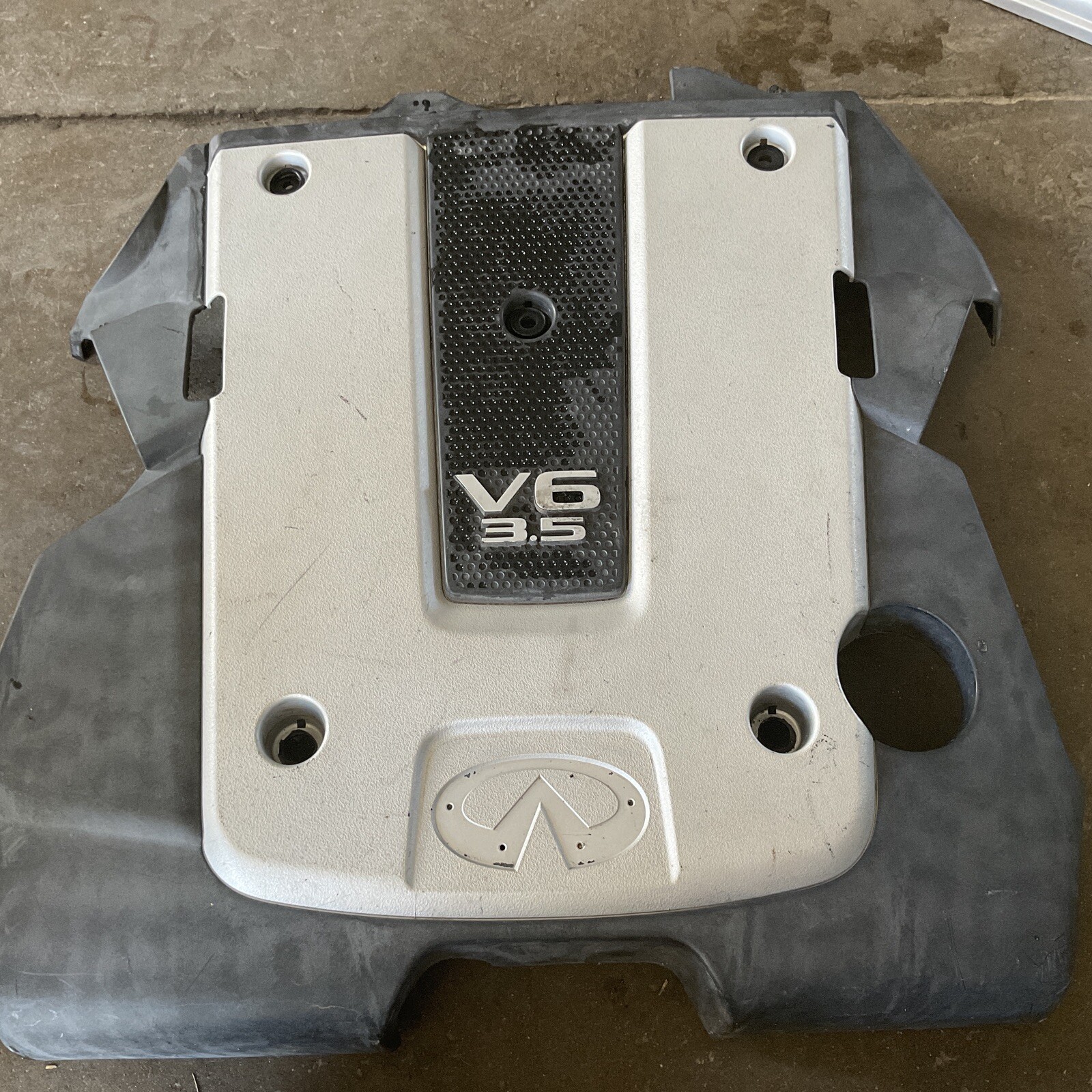 0712 Infiniti G35 M35 EX35 VQ35HR Engine Cover Ornament 14041JK20A eBay
