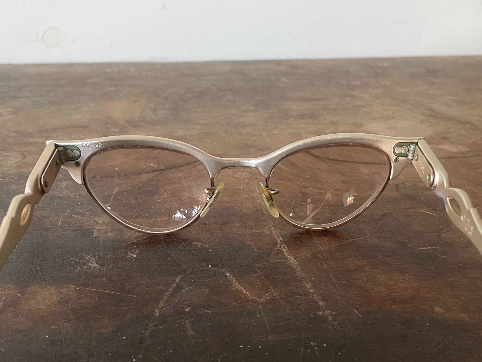 Vintage Women's Cat Eye Glasses - image 4