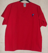 NEW NBA DETROIT PISTONS RED SCRUBS TOP SIZE M