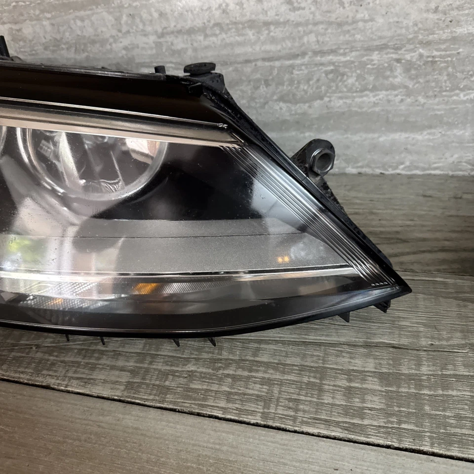 🥇 Faro delantero pasajero derecho Volkswagen Jetta 2011-2018 original OEM Foto 2 de 4