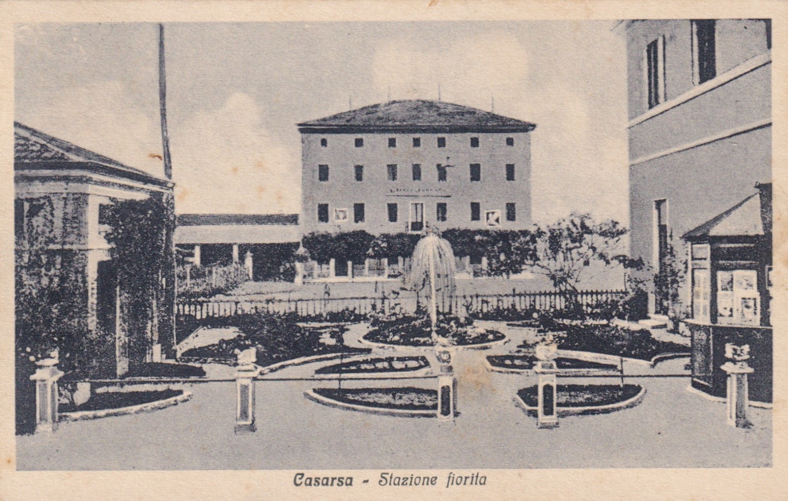CARTOLINA DI PORDENONE ,CASARSA - STAZIONE FIORITA viaggiata 1933