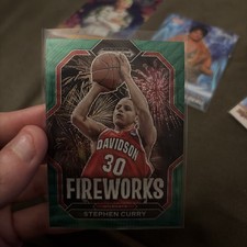 STEPHEN CURRY 2023/24 PANINI PRIZM DRAFT PICKS FIREWORKS GREEN WAVE PRIZM MINT