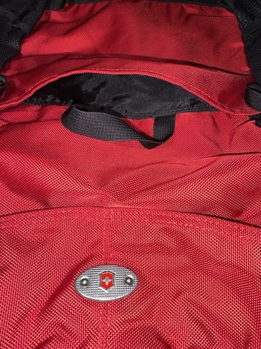 Victorinox Red Black Nylon Swiss Army Crossbody Shoulder Bag - Picture 10 of 12