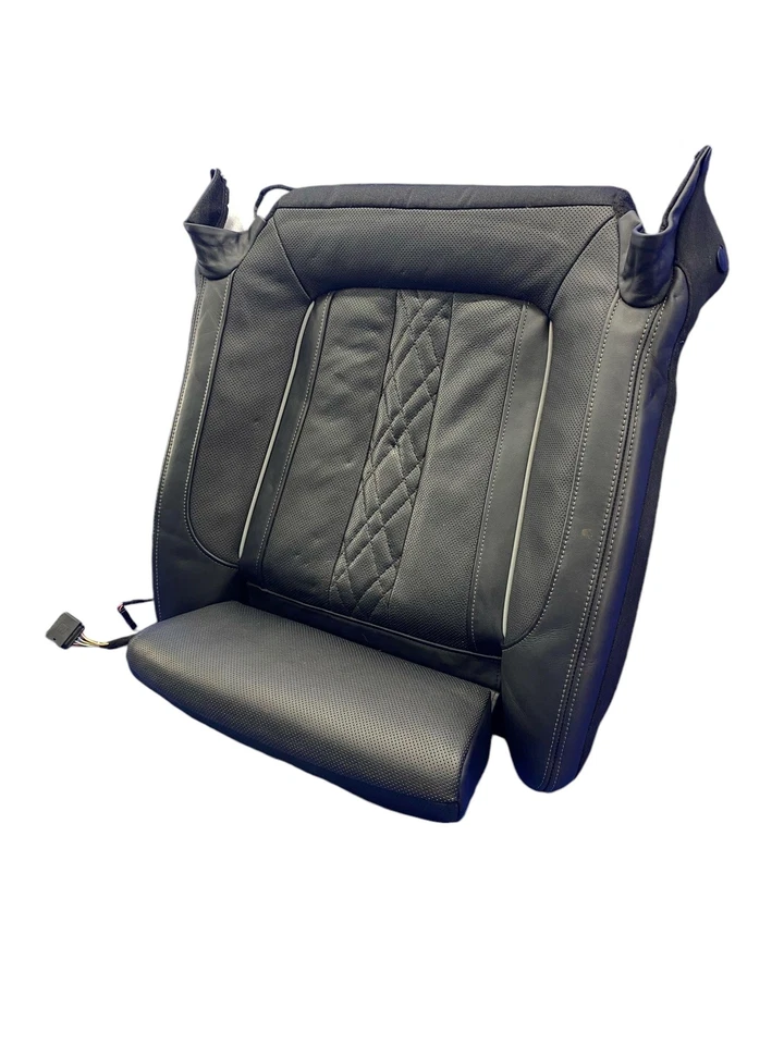 2020-2022 BMW 740I FRONT RIGHT LOWER SEAT CUSHION BLACK LEATHER GRAY STITCHING - Image 4 of 4