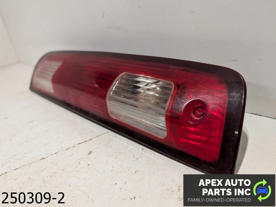 OEM 2013-2018 Dodge Ram 2500 6,4 L centro montaje alto lámpara de freno tercera luz de freno Foto 2 de 4