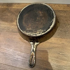 9” WAGNER WARE #7 SIDNEY O CAST IRON SKILLET 1057 H w/Heat Ring Silver