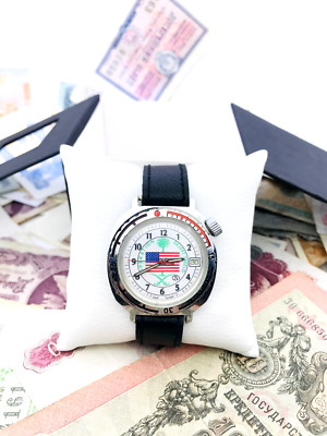   Komandirskie Uhr UdSSR Wostok Schild Desert Storm Commander Wostok Soviet  