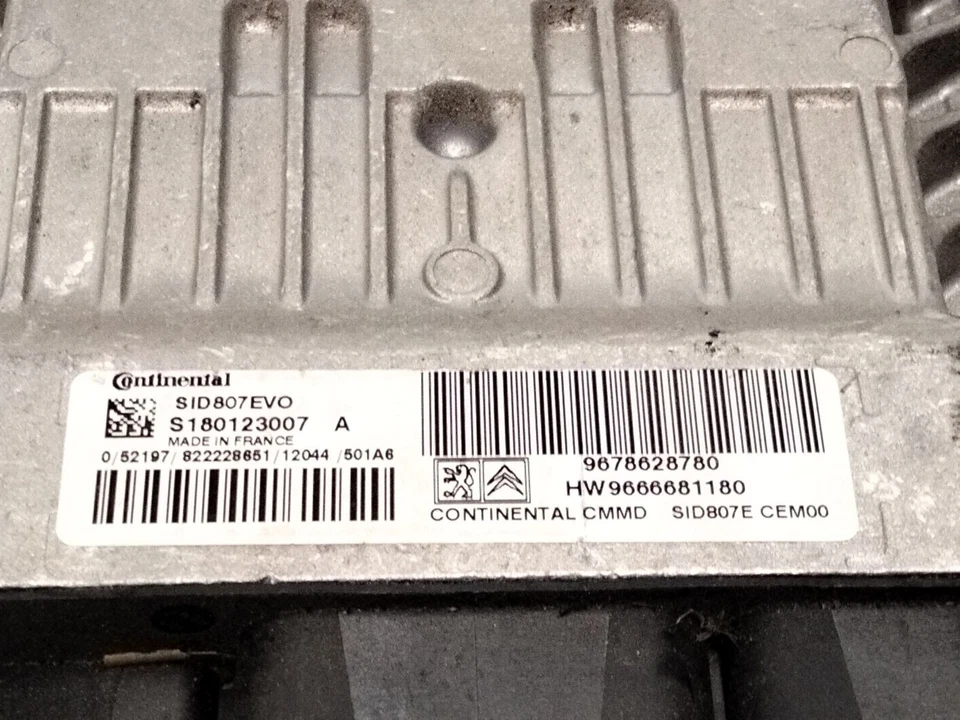 9678628780 CENTRALINA MOTORE / 2701470 PER CITROËN C4 II NC_ 1.6 HDI 110 - Immagine 3 di 4