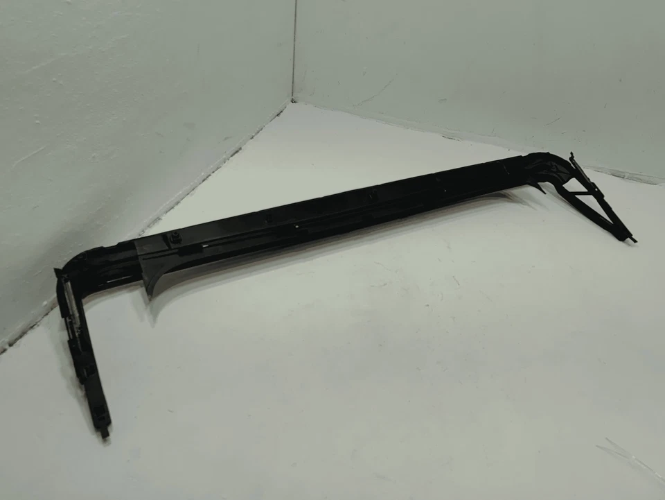 Оригинальный воздушный дефлектор люка на крыше для Audi S5 Sportback A5 2018-2025 годов выпуска - Изображение 4 из 4