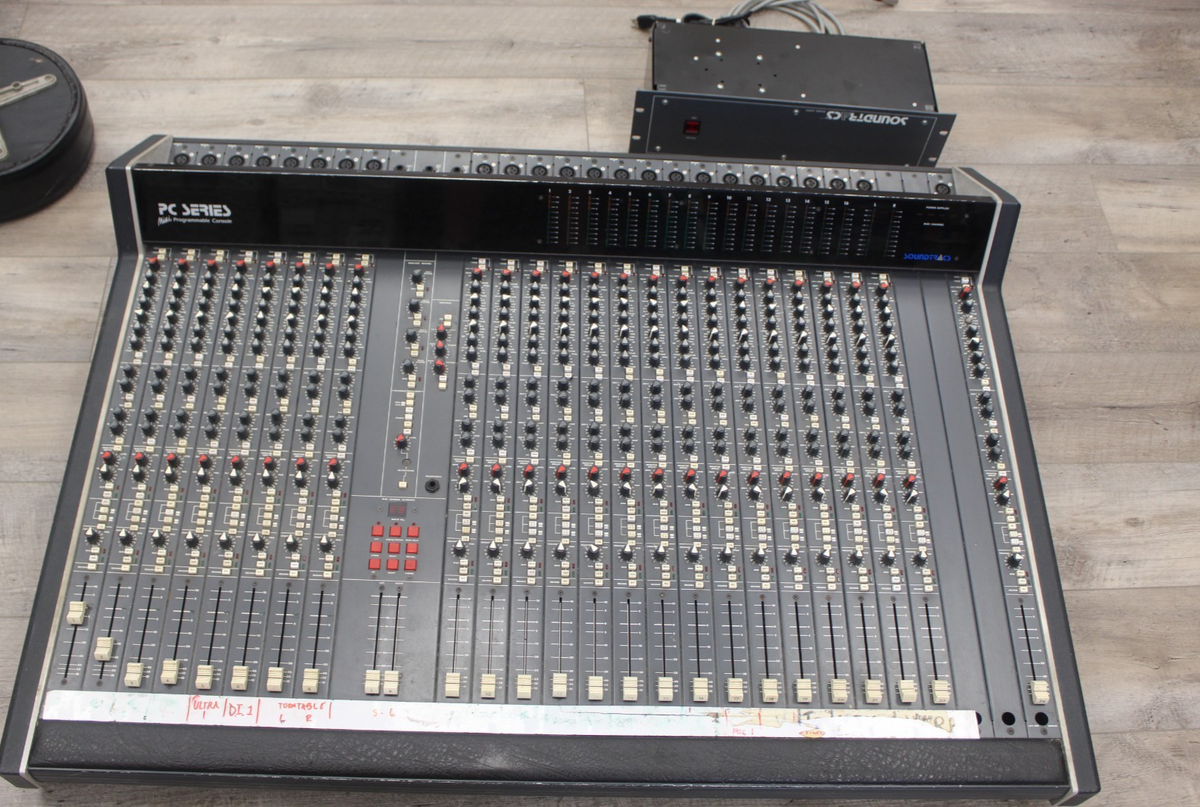 Soundtracs PC Series Midi Mixing Board w/ Power Supply *USED