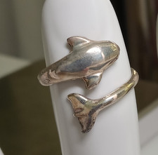 STERLING SILVER WRAPAROUND THE FINGER DOLPHIN RING SIZE 8 OR ADJUSTABLE