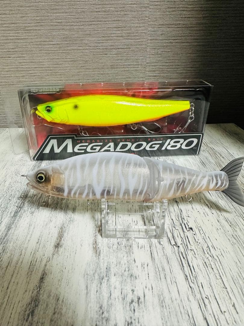 Megabass Megadog 180 & Gancraft Jointed Claw Jerkbaits, Used, Fishing Lures - Image 6