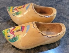 Wooden Dutch Shoes Clogs Holland Souvenir Vintage Wood Shoes 2 left 5.5"