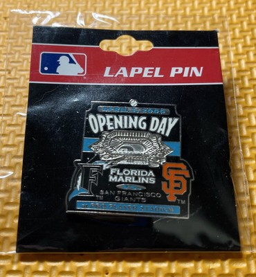 SAN FRANCISCO GIANTS 4/3/2000 Opening Day V FLORIDA MARLINS MLB  pin Baseball