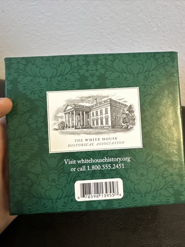 2008 The White House Historical Association Christmas Tree Ornament - Picture 4 of 4