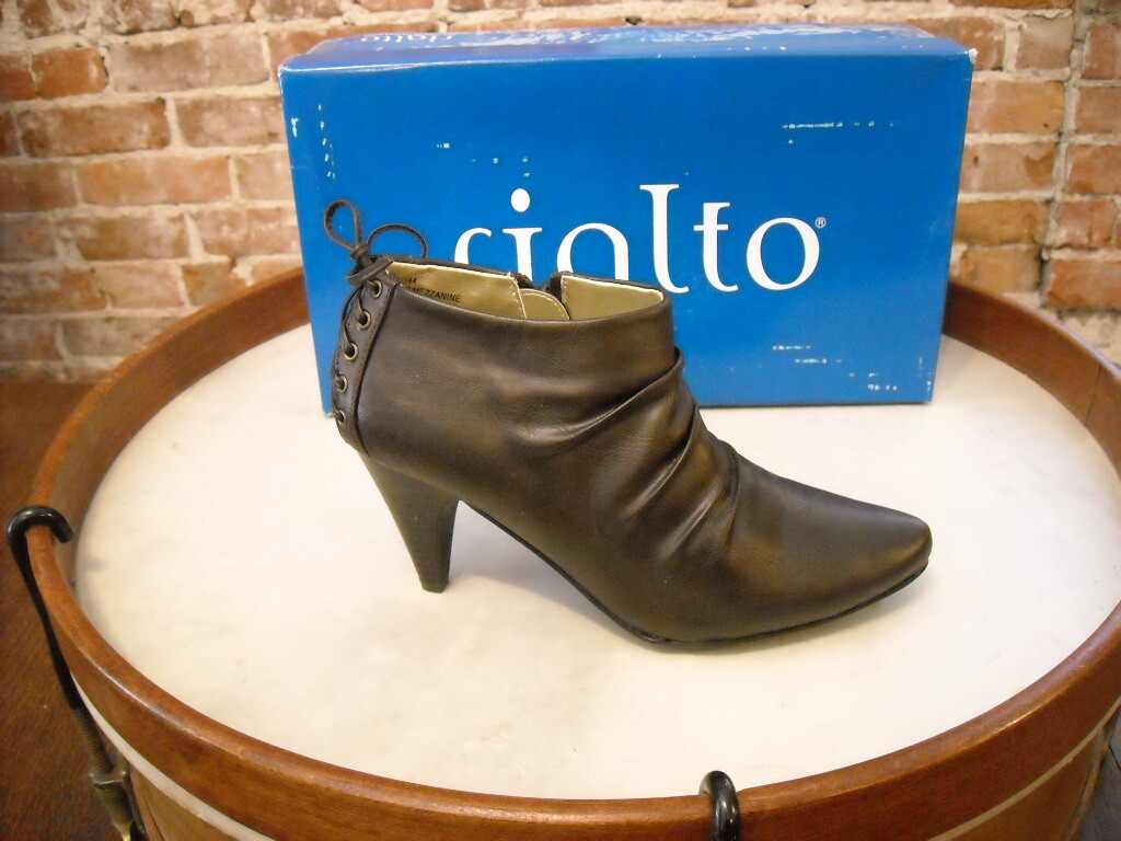 Rialto Mezzanine Dark Brown Lace-up 