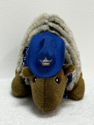 Buckaroo Bandits plush armadillo cowboy blue Oklahoma hat souvenir