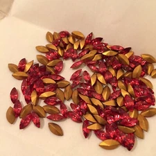 N89 Sparkling Vintage French 8x4mm rose faceted glass navettes, gold foiled (36)