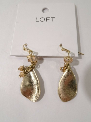Pendientes de cuentas de pétalo metálico para mujer Ann Taylor Loft ORO NUEVO CON ETIQUETAS 24,50 - Imagen 2 de 4