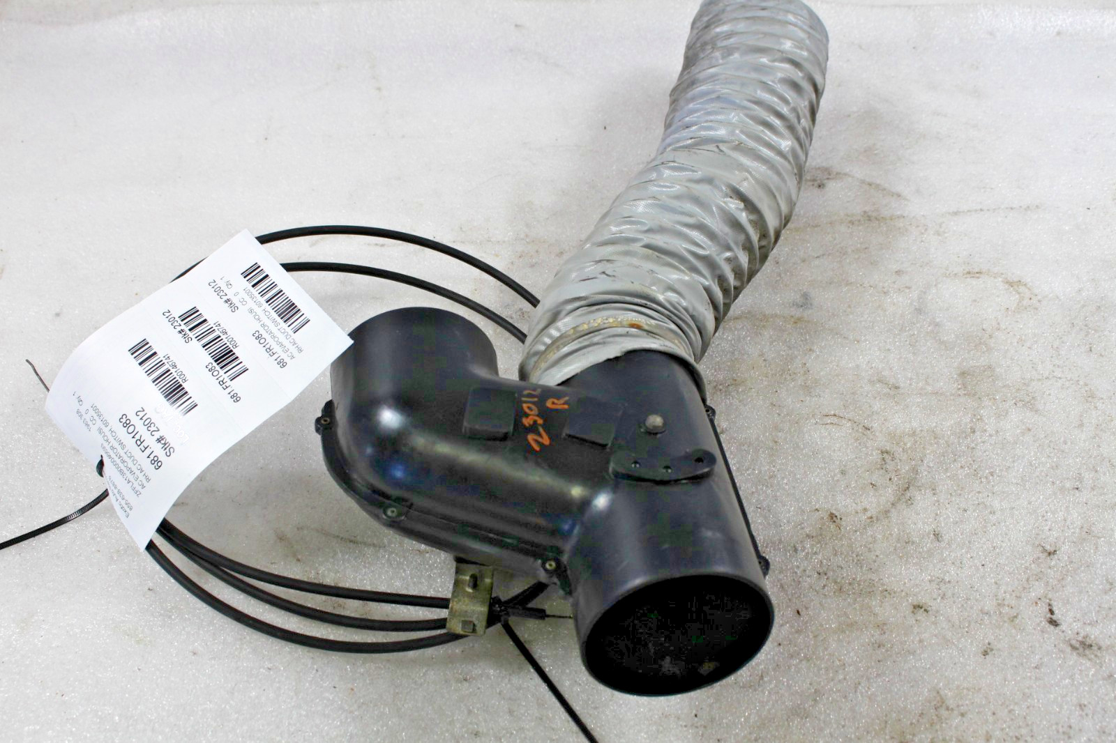 Ferrari 308, RH, Right, AC Duct Switch, Used, P/N 60135001