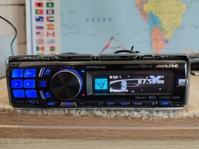 Alpine CDA-117 Car Stereo Mobile Media Station Fully Working Great