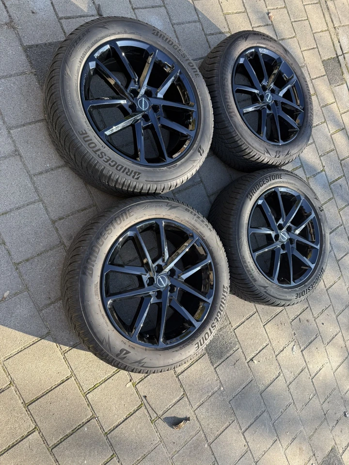 Winterräder Skoda Enyaq (NY) iV 80 80X RS 19" schwarz Bridgestone LM-005 NEU ECE - Bild 4 von 4