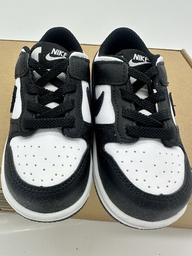 Nike SB Dunk Low Toddler’s Shoe - Black/White Size 6 - 第 3/8 張圖片