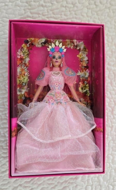 Barbie® Mattel 2023 Día De Muertos Barbie x Pink Magnolia Doll HJX16 MIB NFRB
