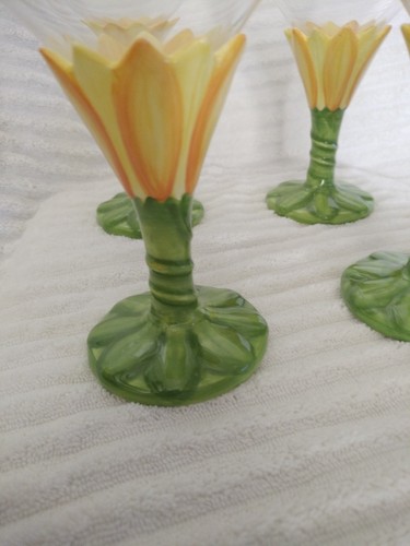 222 Fifth Sunflower Hand Painted Cocktail Glasses Martini Glass Set Of 4 - Picture 6 of 6