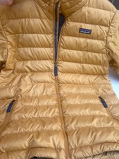Patagonia Boys Down Sweater Jacket Yellow Navy Blue Size XL 14Y 01123B 
