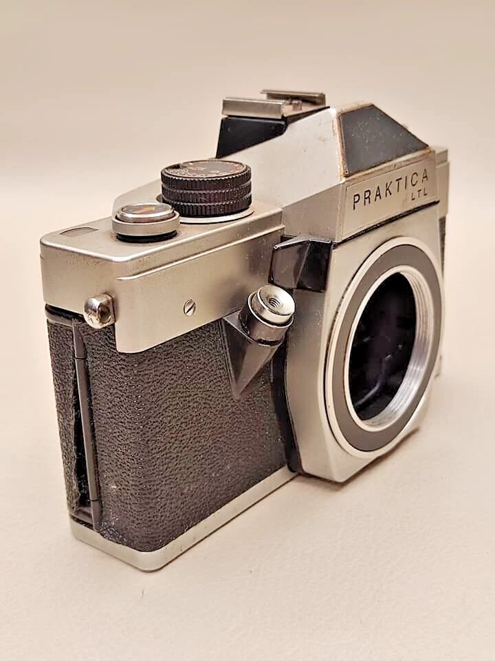 Praktica LTL Camera White M42 G.D.R - Photo 2/4