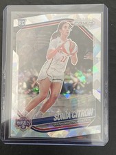 2025 Panini Prizm WNBA Cracked Ice Prizm #122 Sonia Citron & base