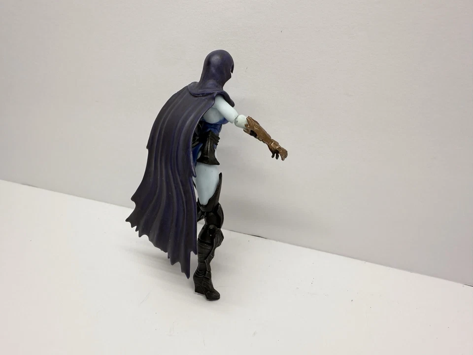 DC Collectibles Injustice Gods Among Us - Raven 3.75” Loose Figure - Image 4 of 4