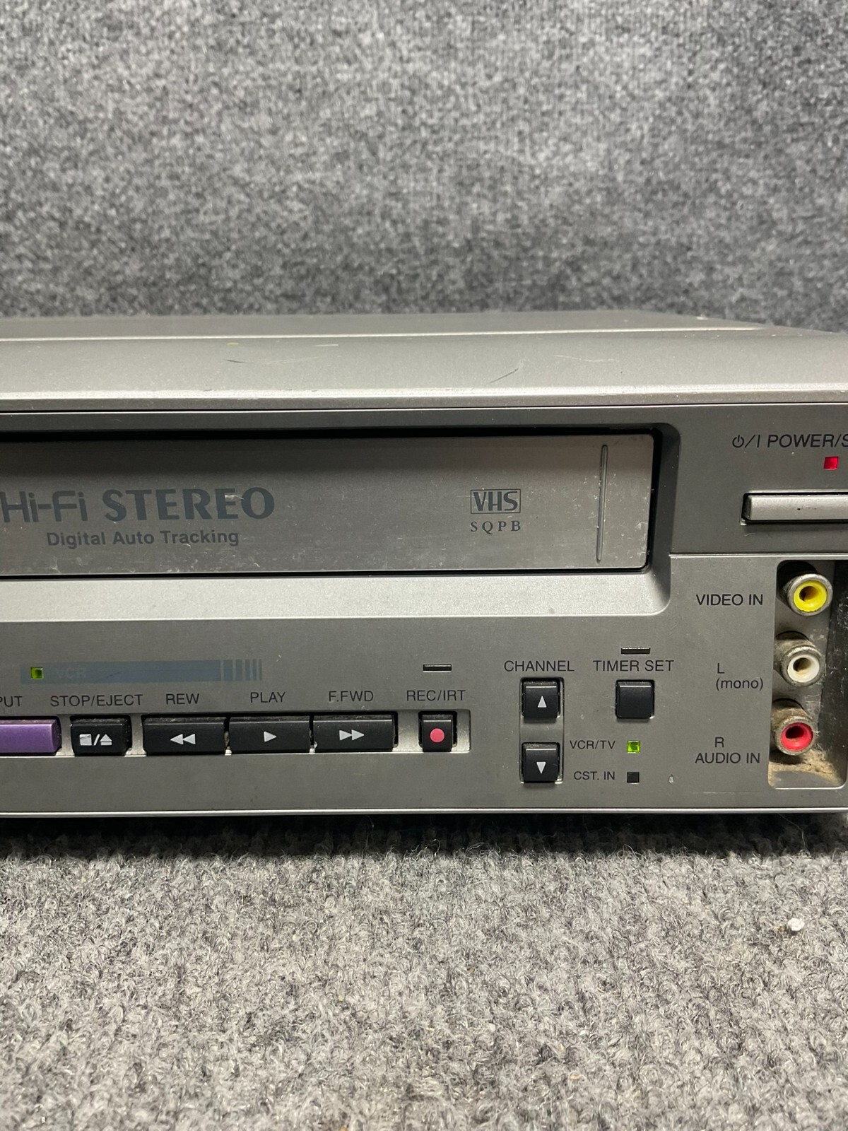 DVD Player HITACHI DVPF2U VCR Combo HiFi Stereo 120V 60Hz 25W in