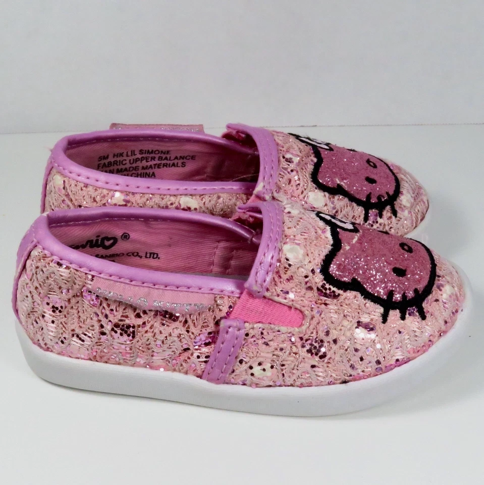 Zapatos sin cordones Hello Kitty de Sanrio rosas para niñas en talla 5M (niño pequeño) Foto 2 de 4