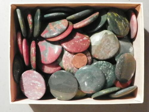 Agate and or Jasper 6 of around 38 MM. Round Cab Cabochon Mostly green and red - Picture 1 of 1