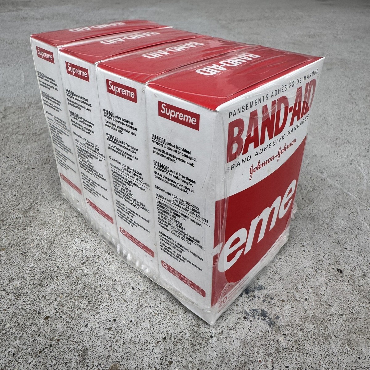 Supreme Band aid 国内未発売 19SS Supreme Is Making Band-Aids as Part of Its Spring 2019 Collection