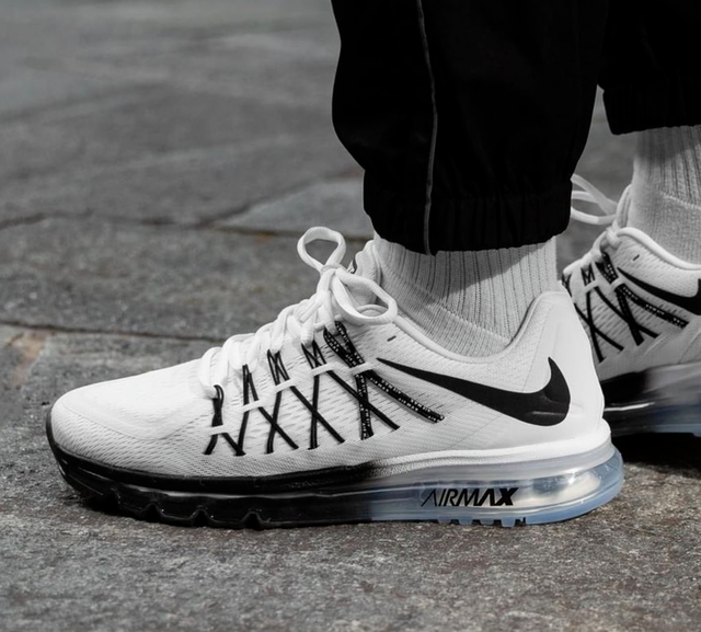 Size 12 - Nike Air Max 2015 White Black 
