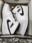 Jordan Air Jordan 1 Mid (GS) Leather Mid Top White/Black US 4Y — photo 3