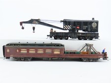 LOT of 2 HO Scale Athearn & Other SP Crane Car & Unlettered MofW Car -Pro Custom