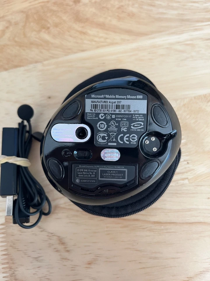 Microsoft Mobile Memory Mouse 8000 - USED - Image 3 of 3
