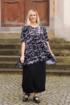 MAGNA - Lagenlook SHIRT & TASCHE Gr 44 bis 58 - schwarz Schrift