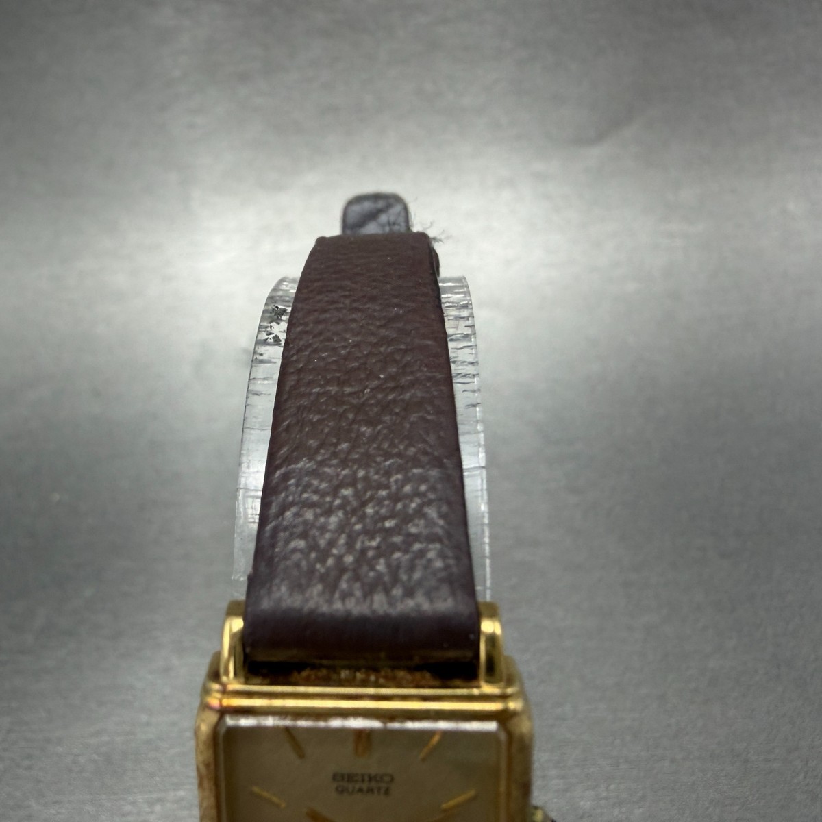 Seiko Exceline Tank Watch Women 18mm Champagne dial Gold Tone 1221 