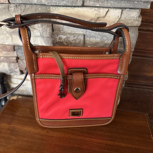 Dooney & Bourke Wayfarer Letter Carrier Red