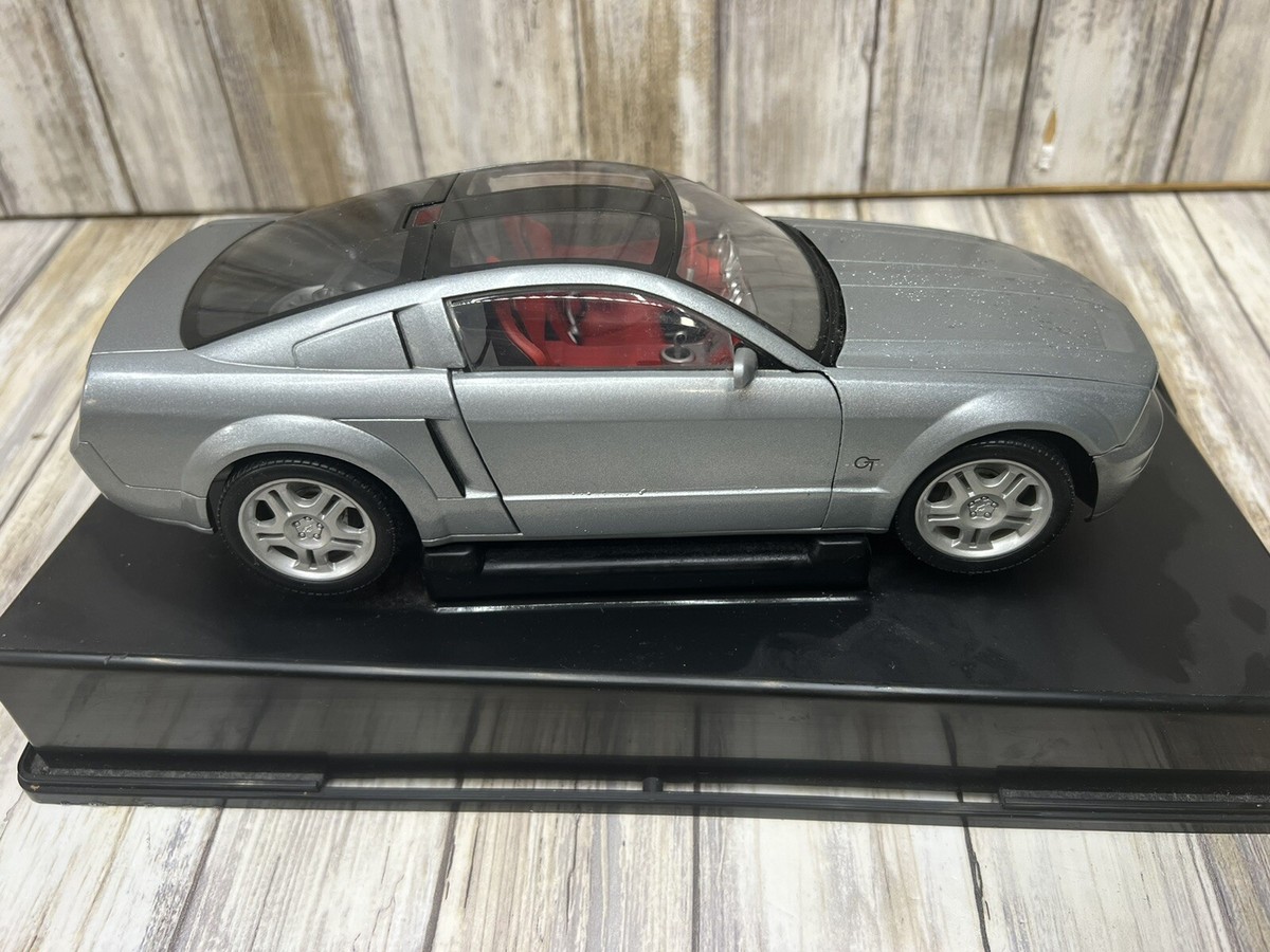 1:18 Beanstalk Group Ford Mustang GT Concept Car in Silver