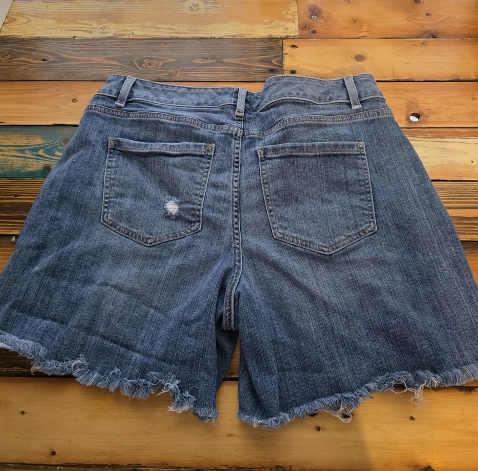 Pantalones Cortos Lane Bryant Desgastados Demin Flores Interior Talla 14 Foto 4 de 4