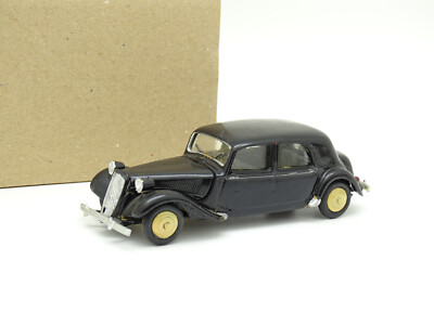 JPM Basis Dinky SB 1/43 - Citroen Traction Schwarz
